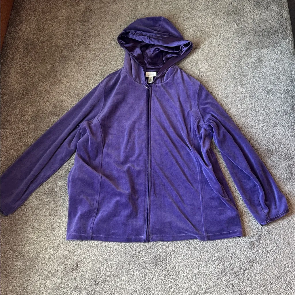 Classic Elements Purple Velour Tracksuit/Lounge Set SIZE XL - Image 2