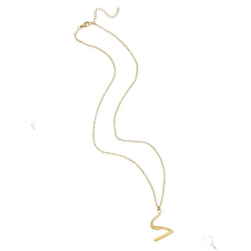 Disney Ms Marvel Kamala Khan Pendent & Necklace Marvel Studios NWT - Image 6