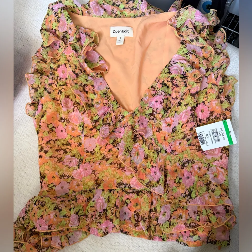 NWT Open Edit Ruched Orange Floral Cropped Ruffle Neckline Sleeveless Top Sz S - Image 3