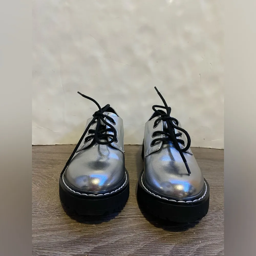 Madden girl silver platform Oxford sneakers - Image 4