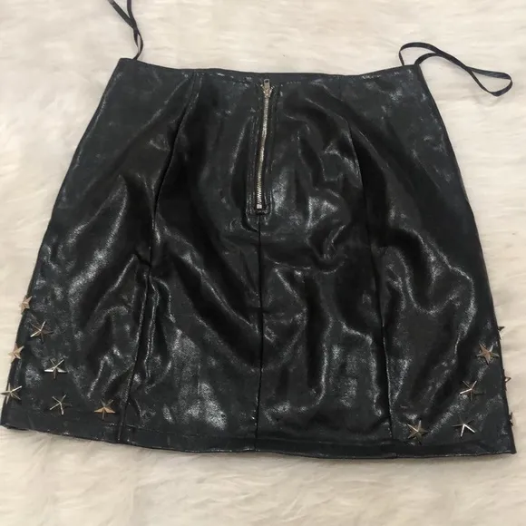 By the way Nikki faux leather black skirt - Image 6