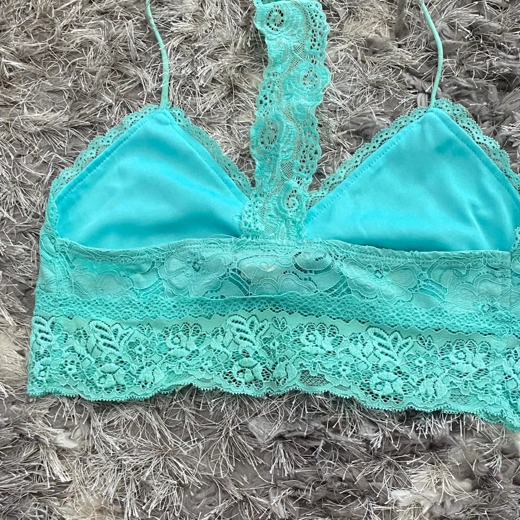 Flying Tomato Lace Bralette in Mint Green - Image 2