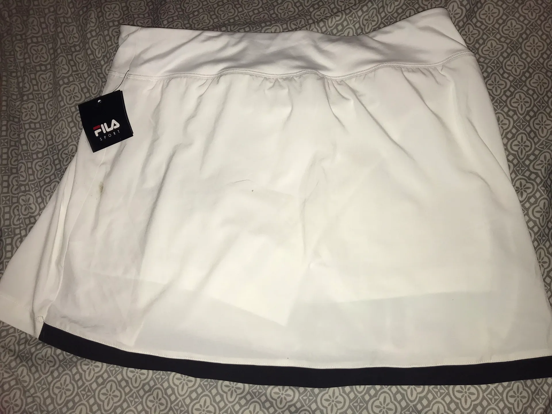 FILA NWT  White Skort - Image 2
