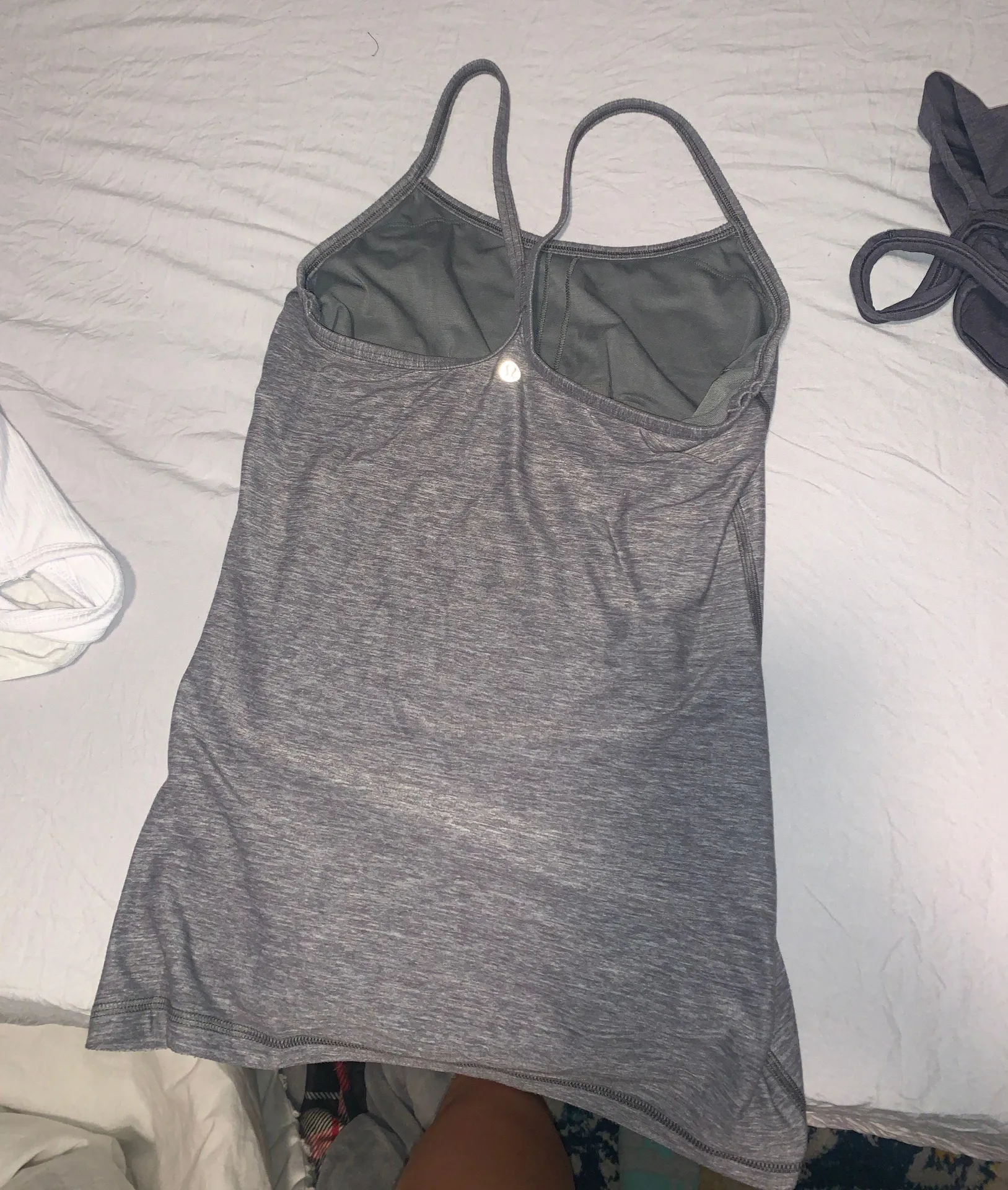 Y Tank Top Gray - Image 2