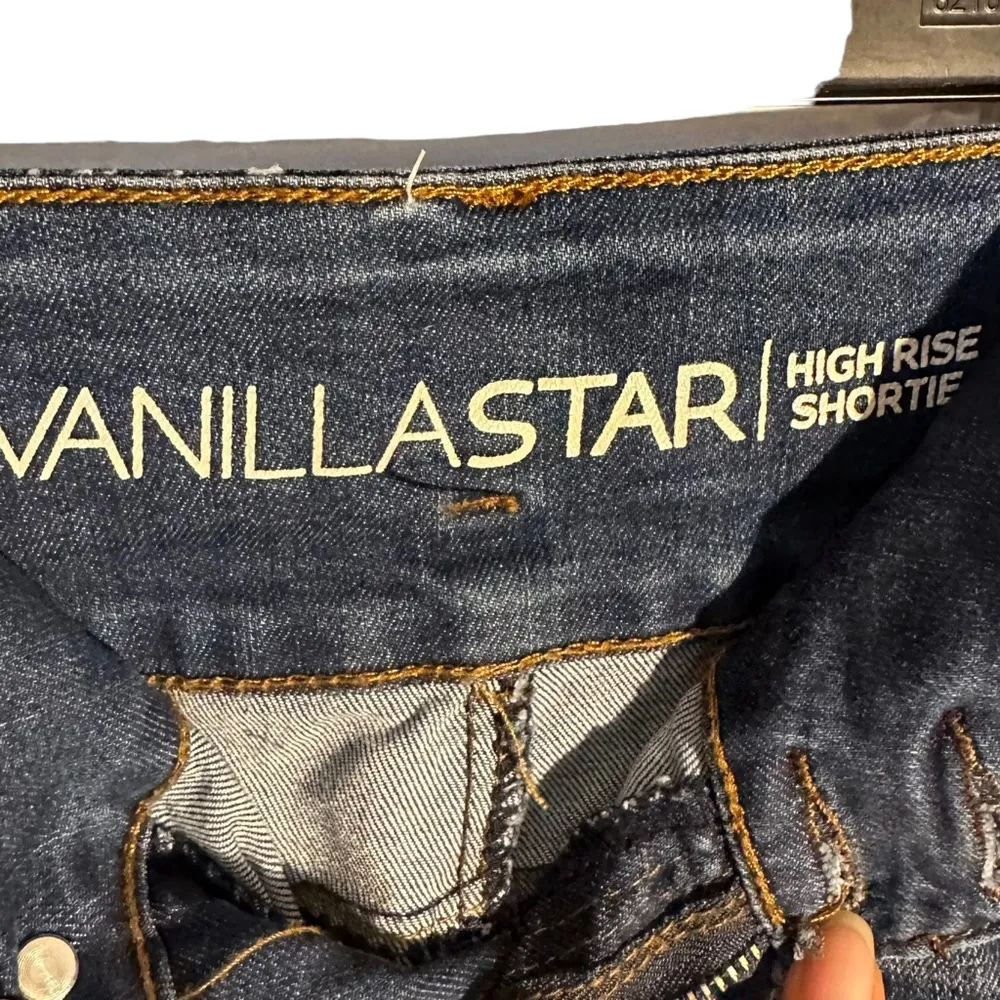 Vanilla Star Juniors Size 1 High Rise Shortie Denim Jean Shorts Blue Distressed - Image 7