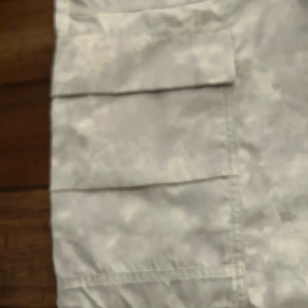 Fabletics Nylon Cargo Jogger Dried Sage Cargo Texture Size Medium - Image 11