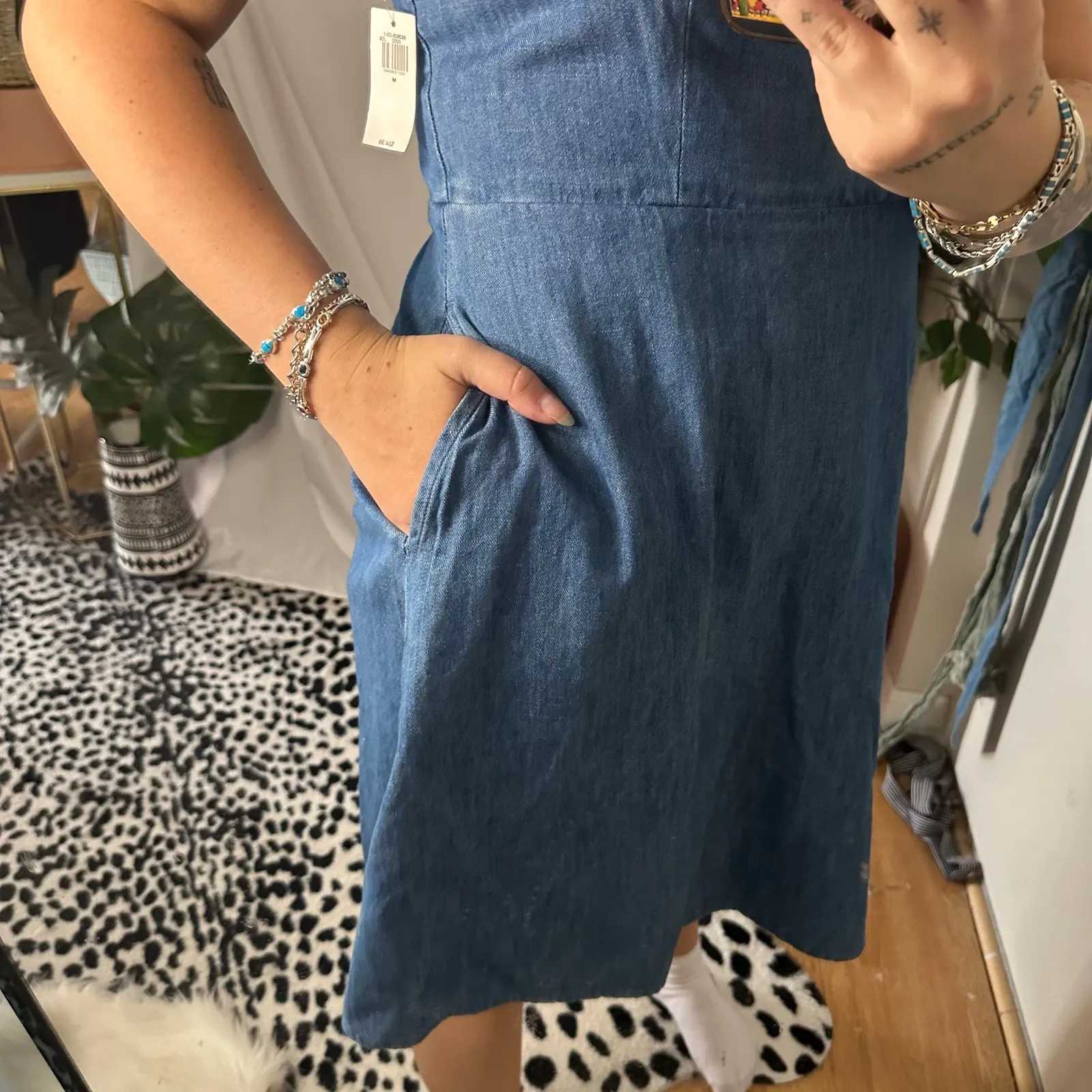 Old Navy Scoop Neck Fit & Flare Mini Dress Denim Size Medium NWT - Image 2