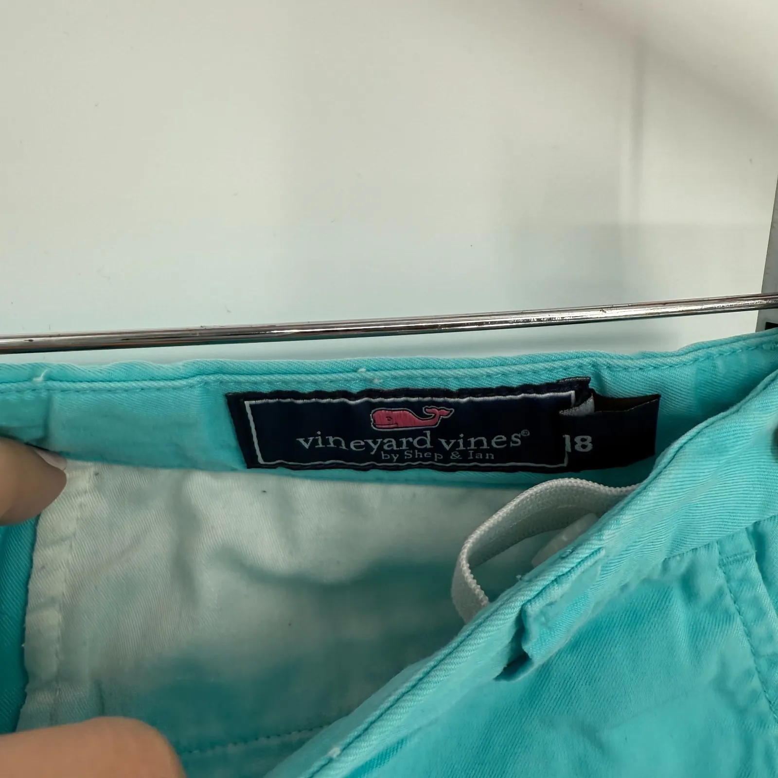 Vineyard Vines Chino Shorts‎ Womens 18 Aqua Blue Cotton Logo Flat Front Outdoor - Image 3