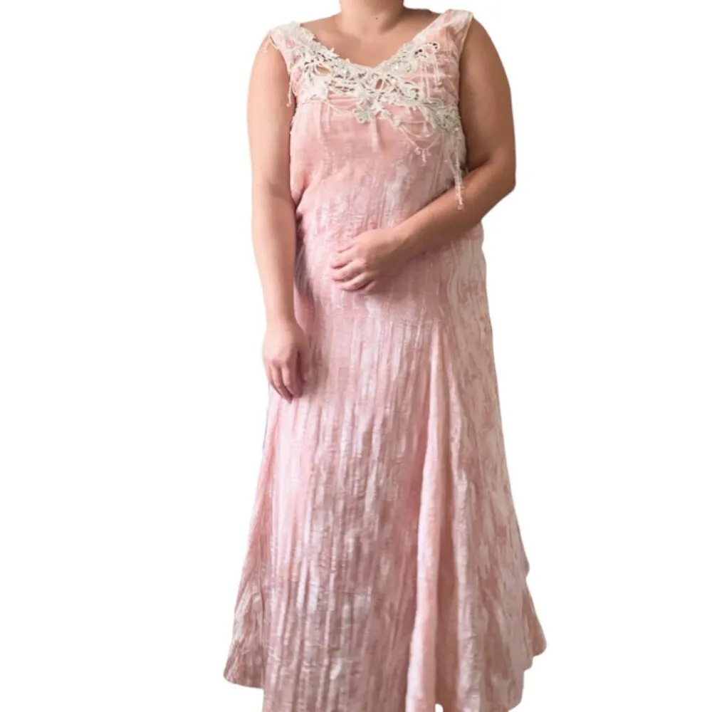 Vintage Crushed Velvet Baby Pink Maxi Dress Size 12 - Image 3