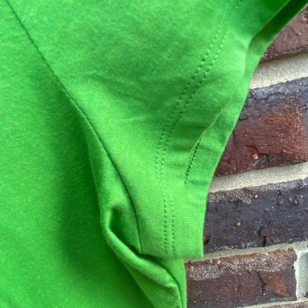 Talbots  MP Vibrant Green Braided crew neck Short Sleeve soft tee - Image 7