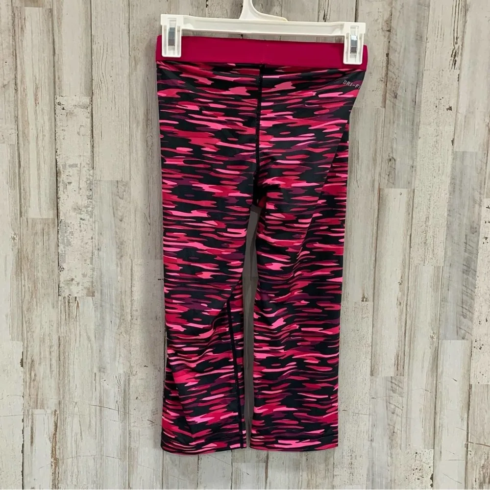 Nike Pro Haze Pink Camo Compression Capri Pants - Image 7