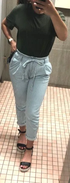 Gap High Waisted Cuffed Pant - Image 3