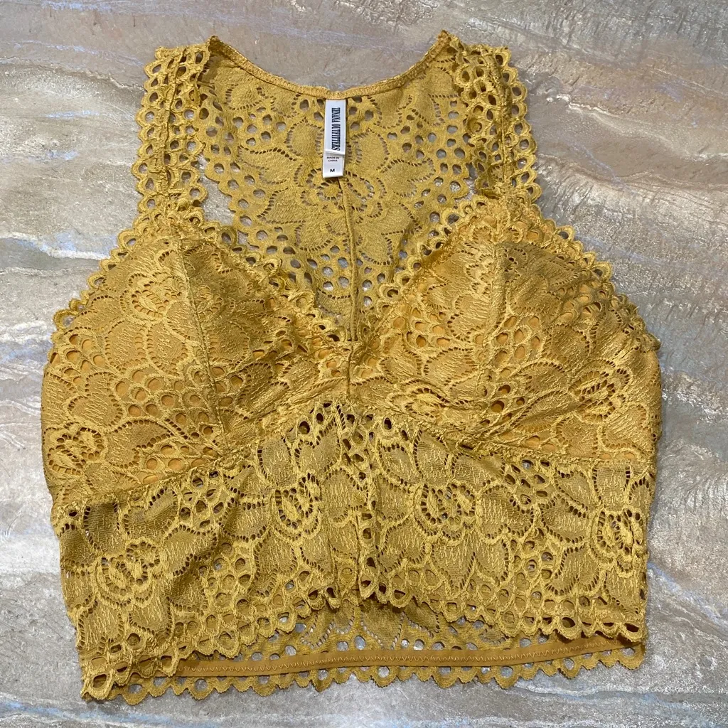 ZENANA Outfitters Comfy Yellow Bralette Top Women’s Medium - Image 2