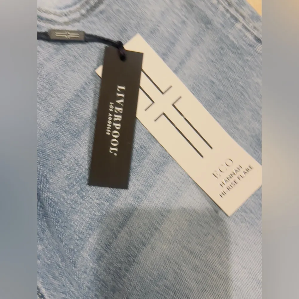 Liverpool Jeans  Hannah High Rise Flare Twist Seam- Frankfurt size 6/28 - Image 8