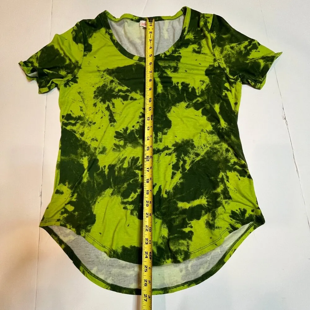 Lularoe Green Tie Dye Shirt Wicked Halloween Grinch Classic Tee Top Tshirt SZ S - Image 7