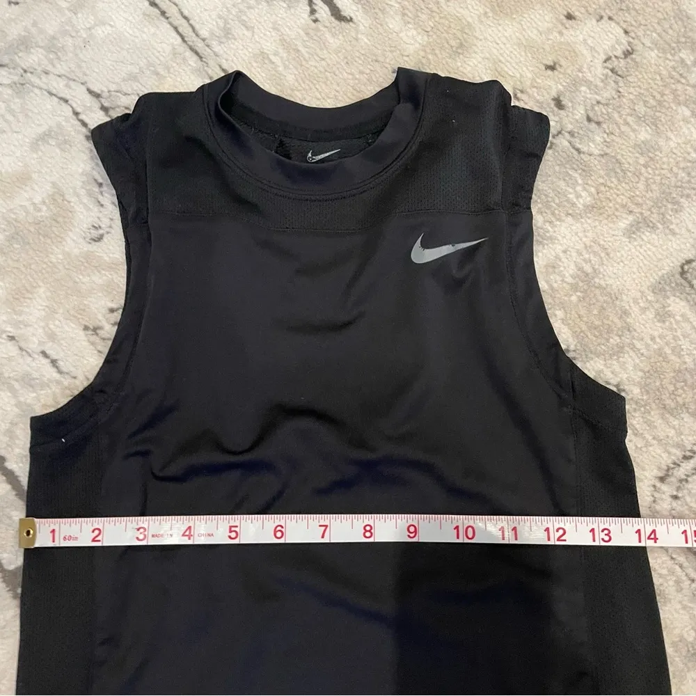 Nike Black Sleeveless Dri-FIT Top - Image 3