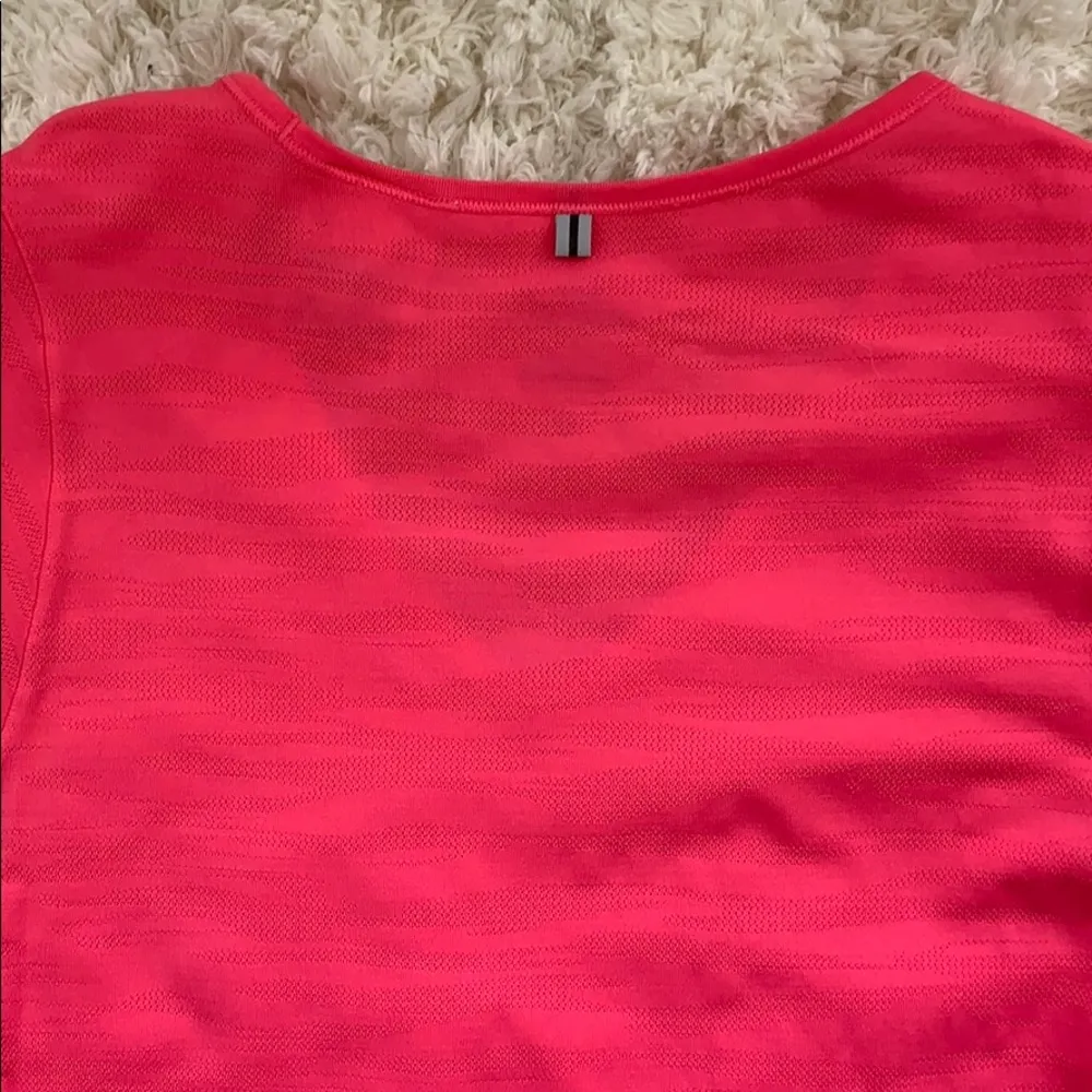 Nike Dri Fit Shirt - Image 4