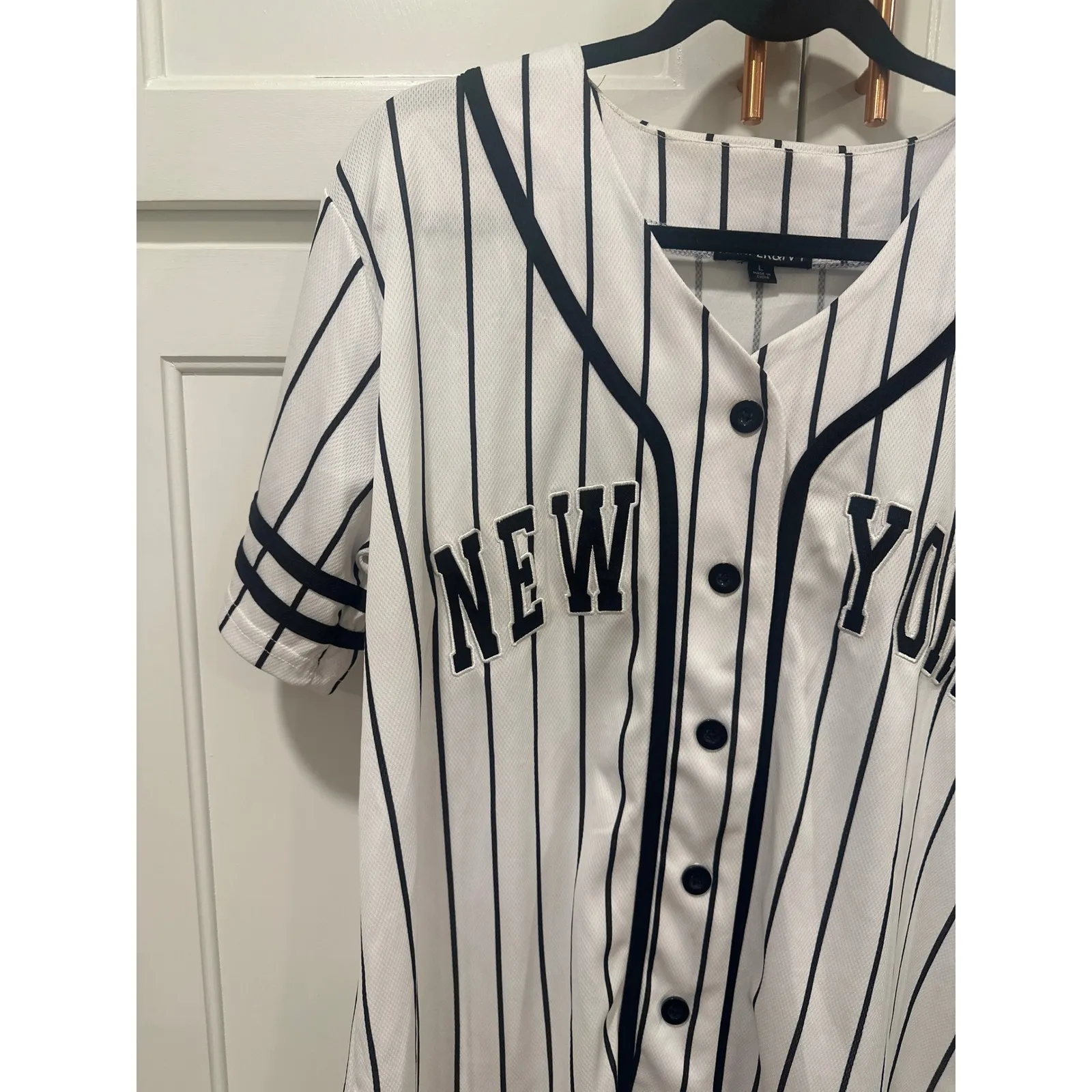 Harper Ivy New York Baseball Jersey Top White Black Pinstripe Size L casual Size L - Image 2