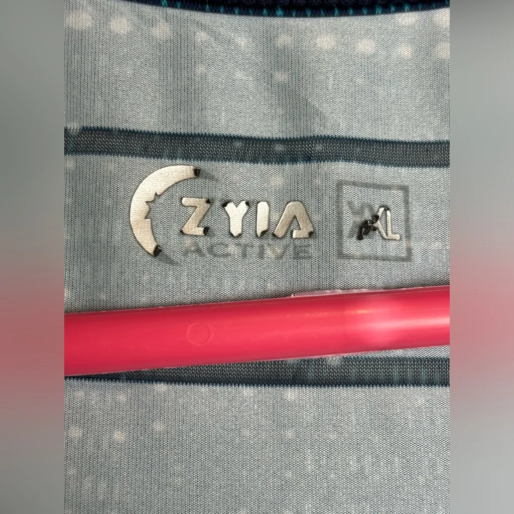 Zyia Active Woman’s Plus Size Lightweight Running Activewear Workout Tank Top - Image 4