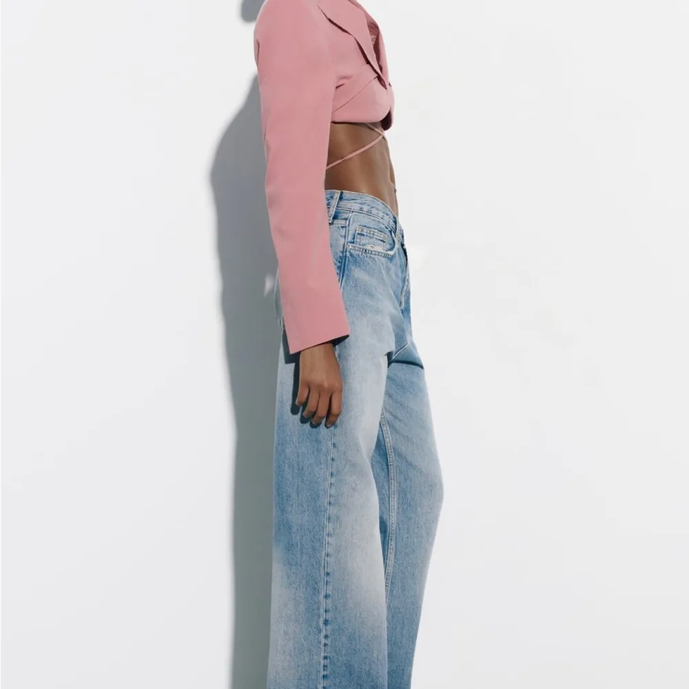 ZARA  Cropped Blazer - Image 4