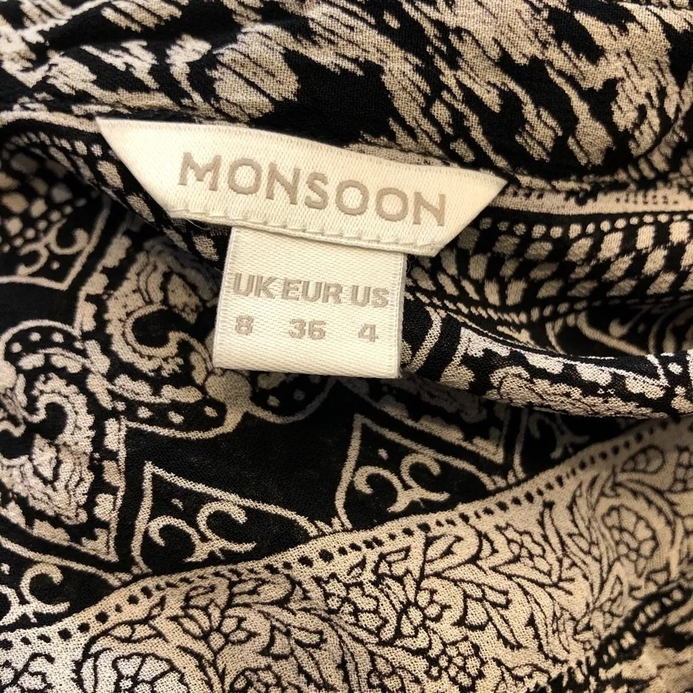 Monsoon black and beige viscose top size 4 - Image 4