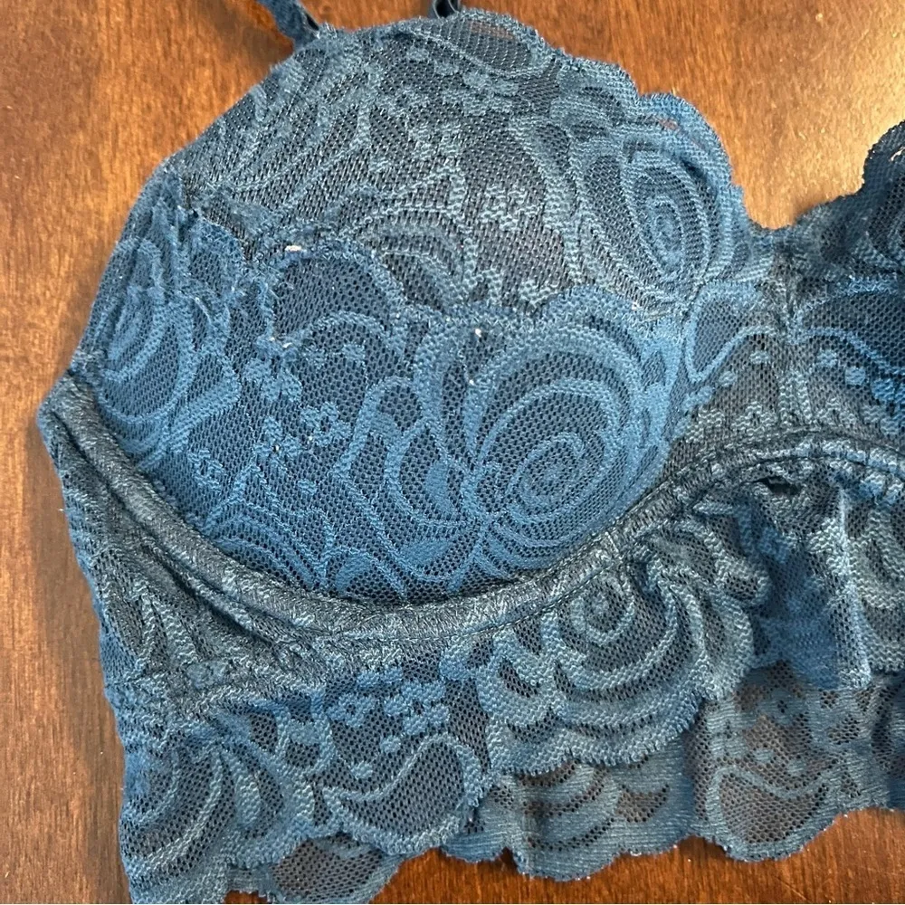 Victoria's Secret Lace Bralette Padded Medium - Image 2