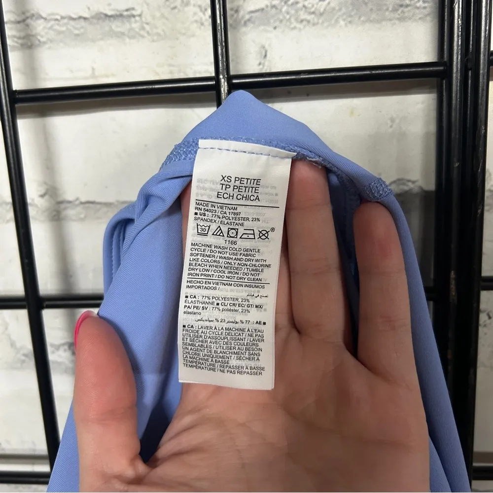 Old Navy  PowerSoft Sleeveless 7/8 Bodysuit Light Blue - Image 4