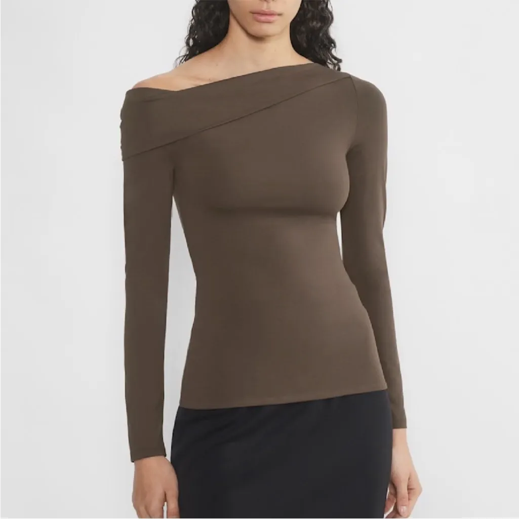 Aritzia Ravish Contour Long Sleeve - Image 6