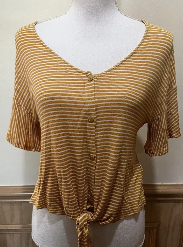 Chance Or Fate ~ Flare Short Sleeve, Front Ties ~ Size Medium ~ Gold Yellow - Image 1