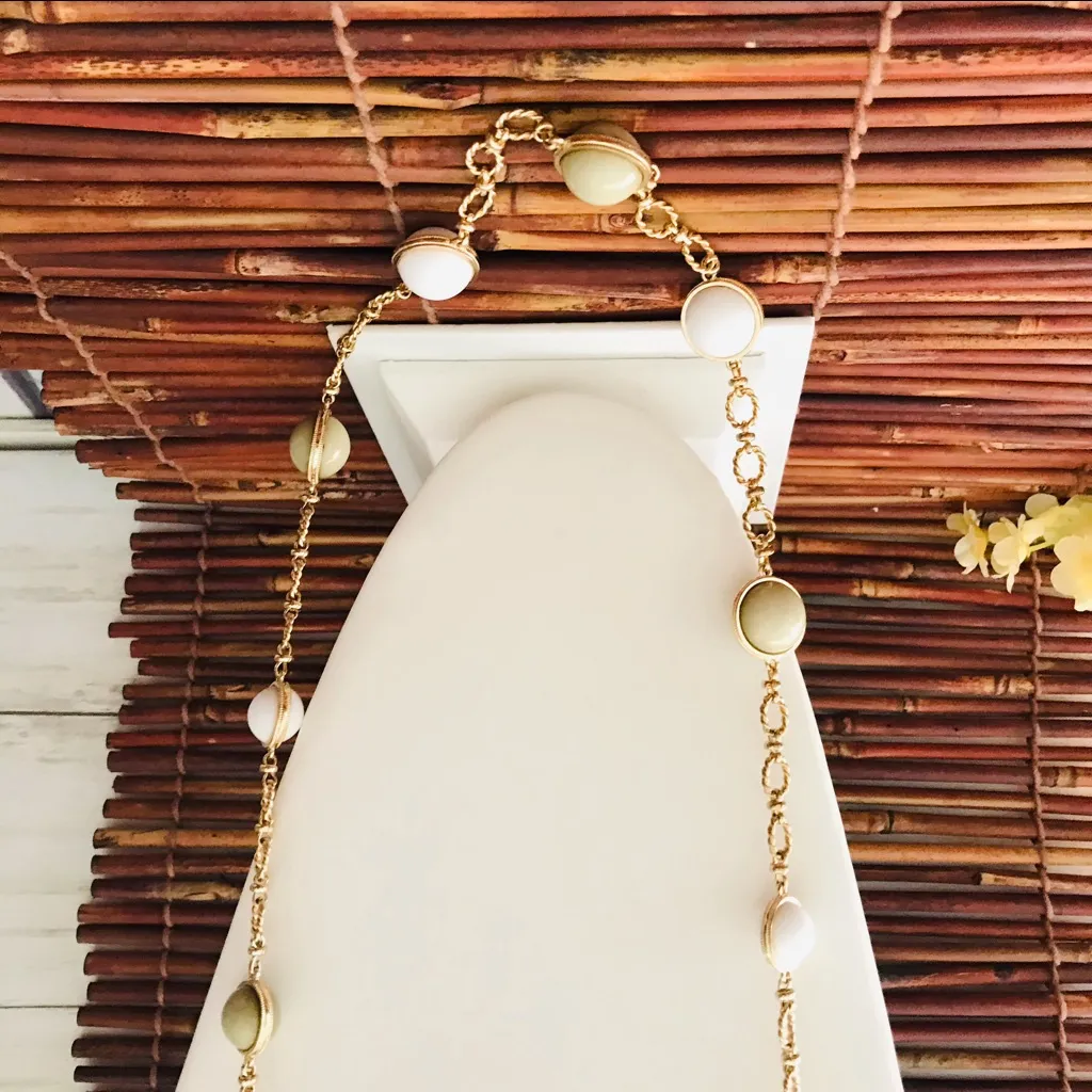 Coldwater Creek long Necklace Round Plastic Beads - Image 3