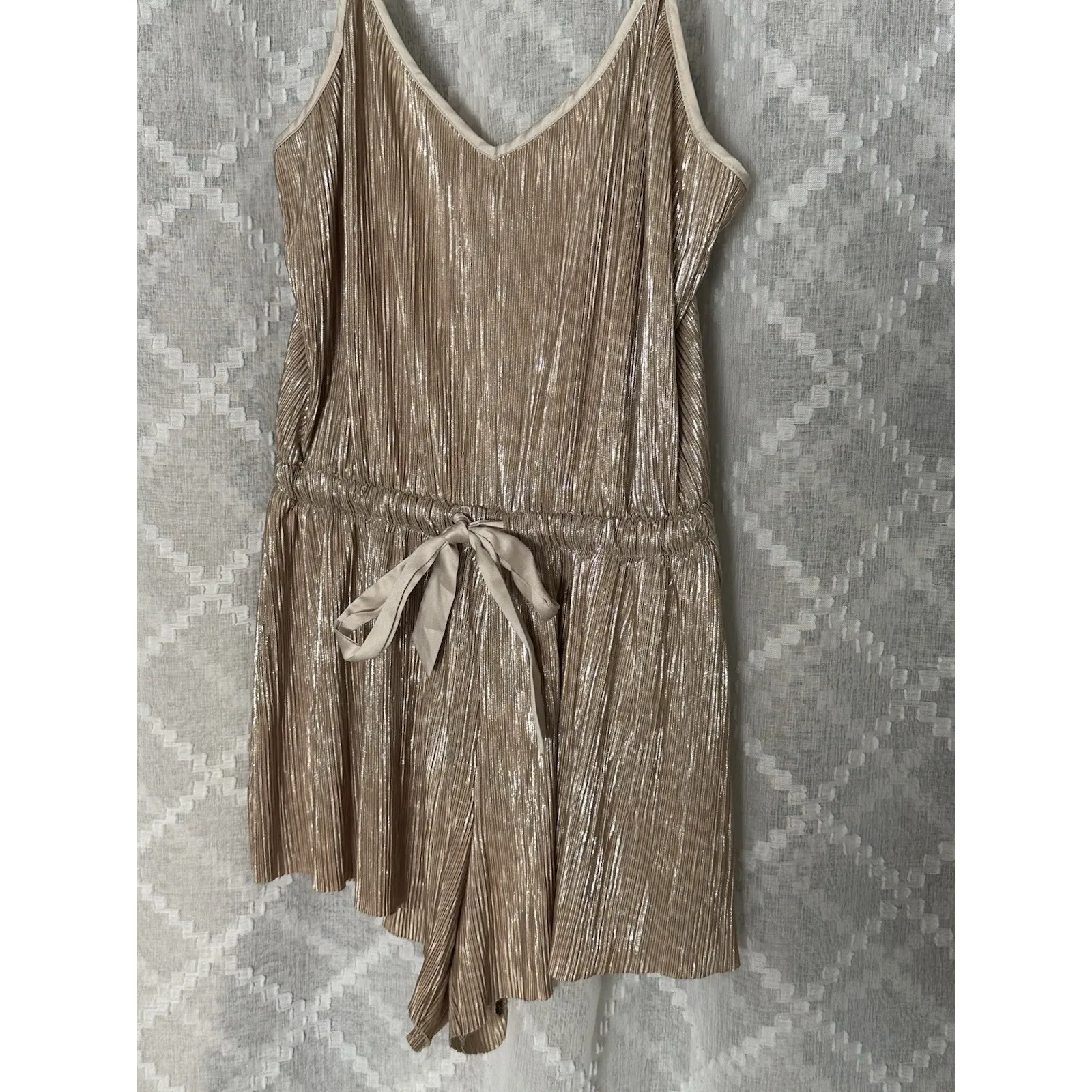 Victoria's Secret‎ Gold V Neck Plisse Romper Small Fairytale Metallic Fantasy - Image 2