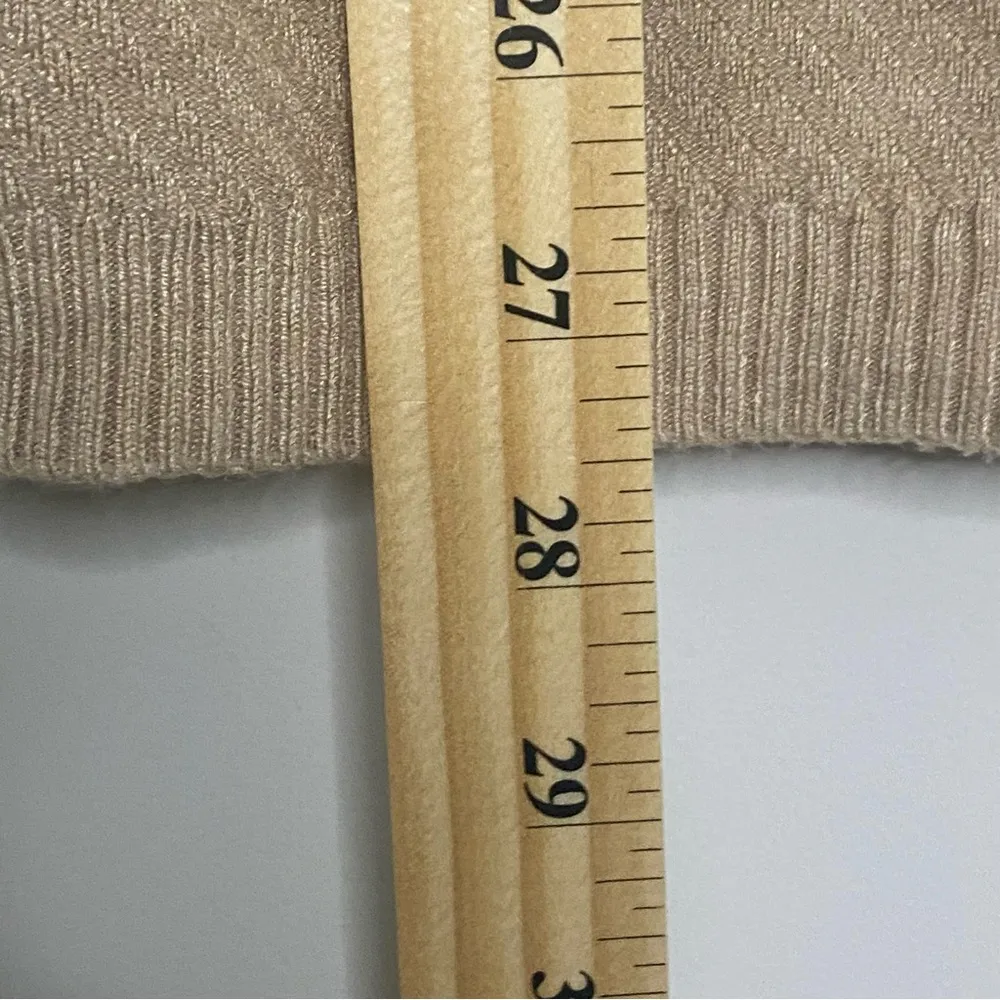 Women's Calvin Klein Ribbed Gold Grommet Long Sleeve Sweater Tan  Size Medium - Image 7