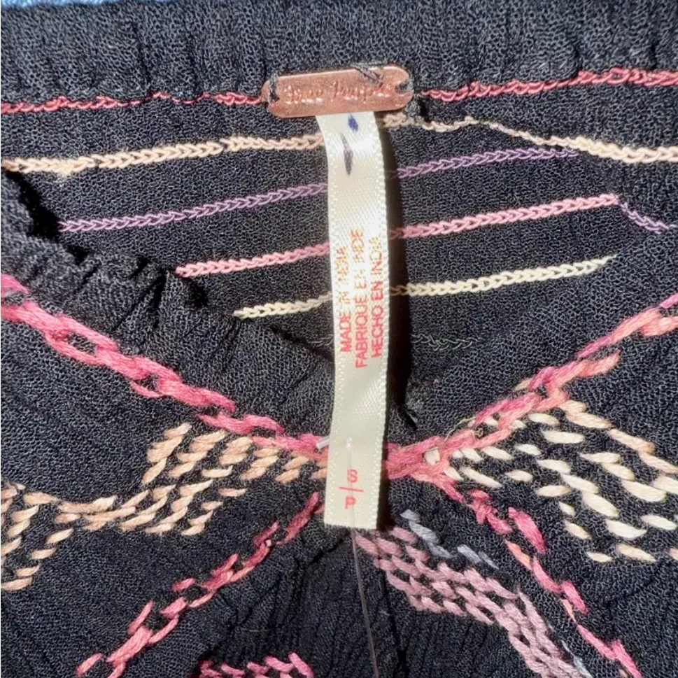 Free People NWOT Over The Rainbow Tunic size small - Image 3