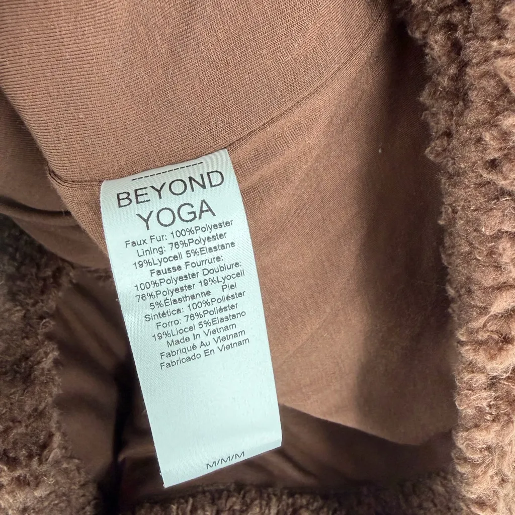 Beyond Yoga women’s Rider oversize faux shearling shacket espresso size M NWT - Image 4