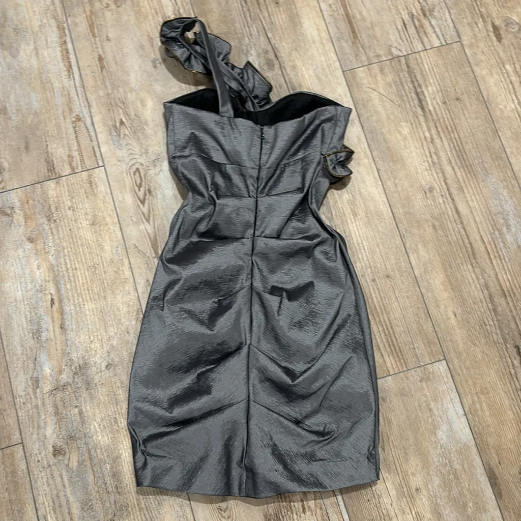 Betsy & Adam Metallic Gray One Shoulder Zipper Trim Cocktail Dress Size 6 - Image 4