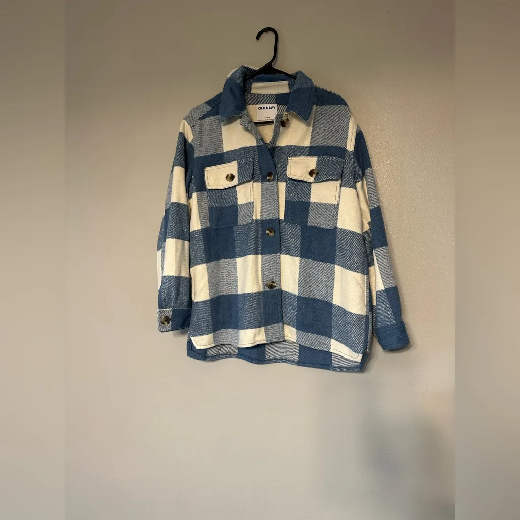 Old Navy  Shacket Blue and White - Image 2