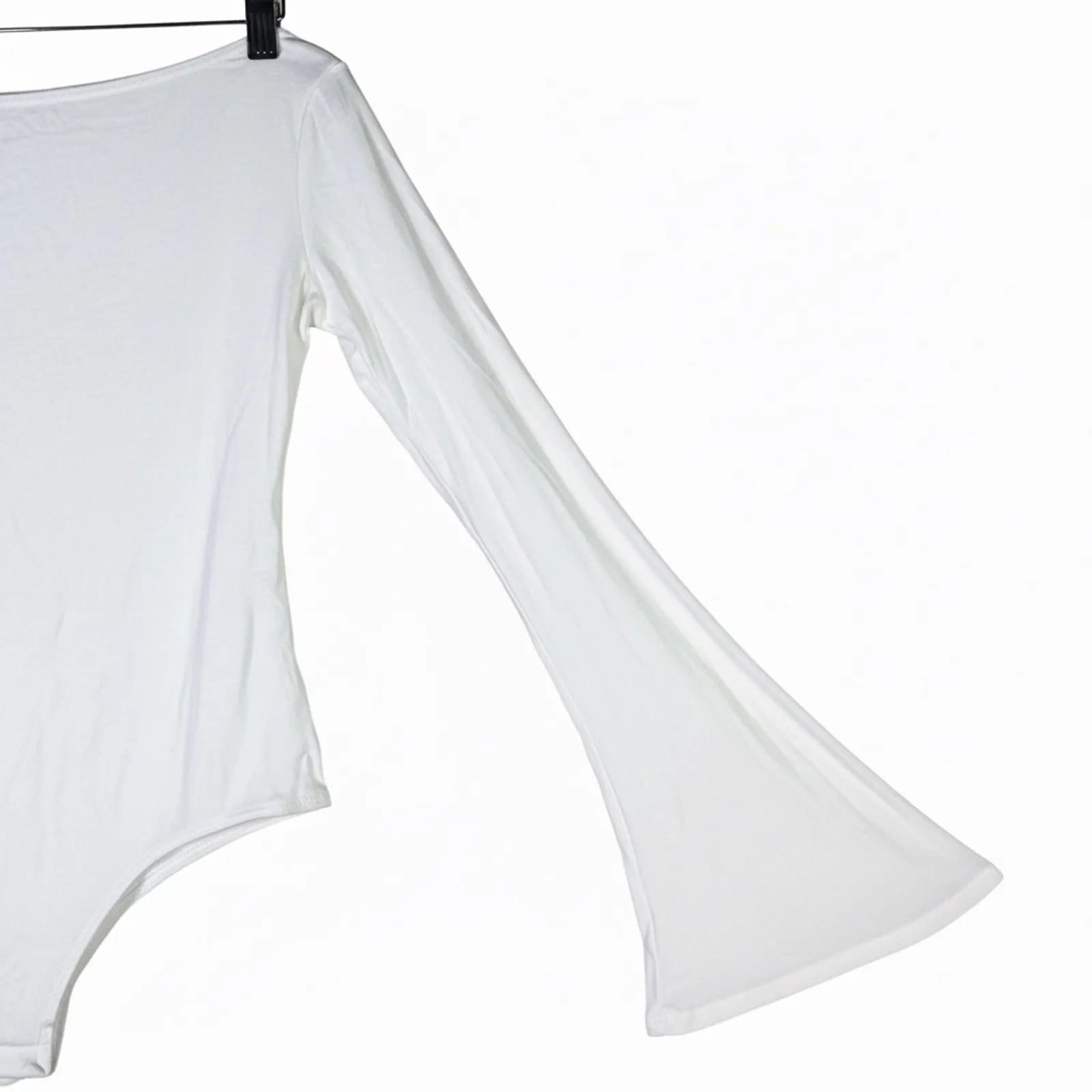 NWT Off Shoulder Bell Sleeve Bodysuit Womens L White Going Out Clubwear Chic - Image 5