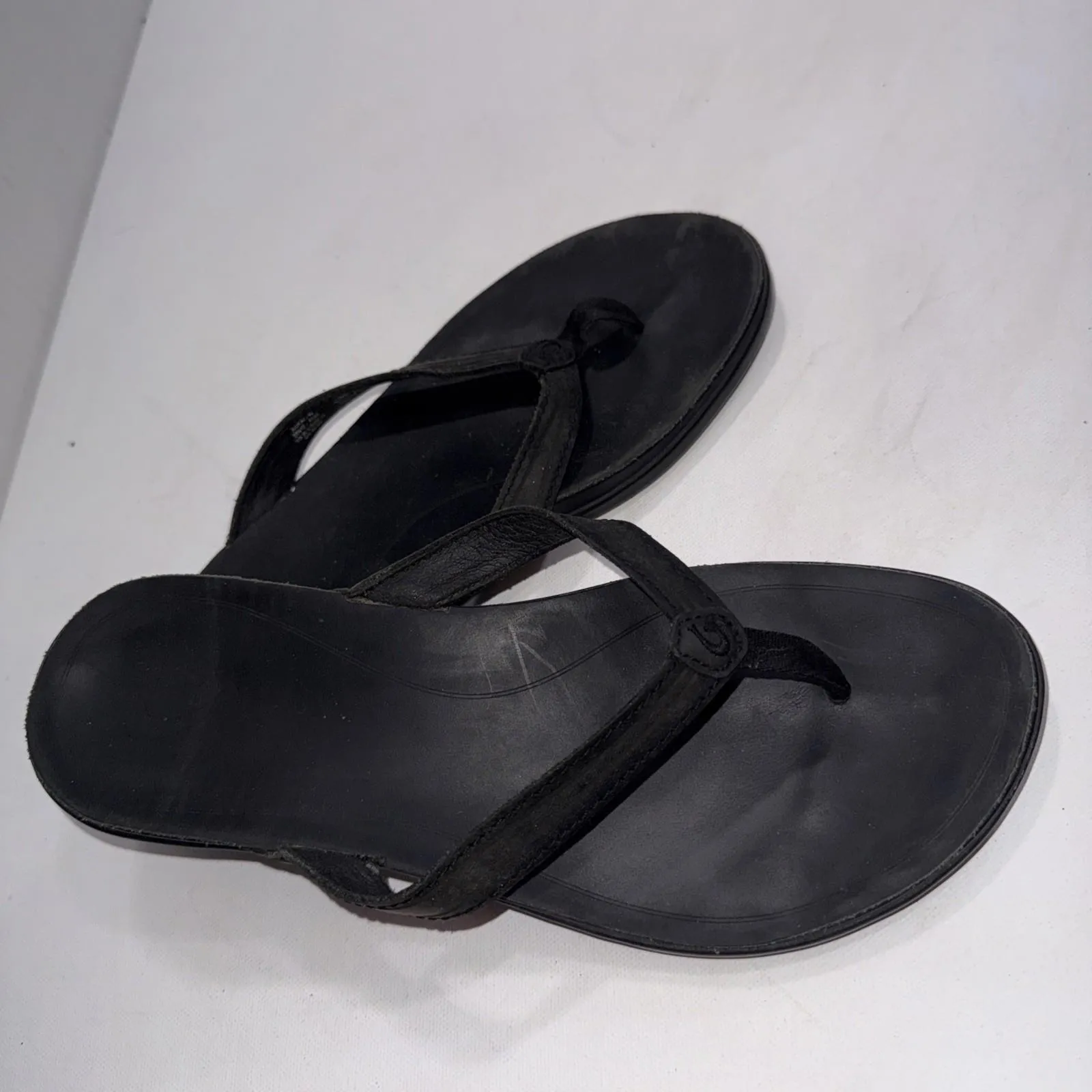 Olukai Aukai Leather Outdoor Nature Minimalist Gorpcore Sandals Flip Flops 9 Black - Image 2