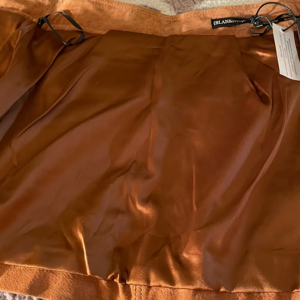 NWT BLANK-NYC Button Front Mini Skirt - Image 11