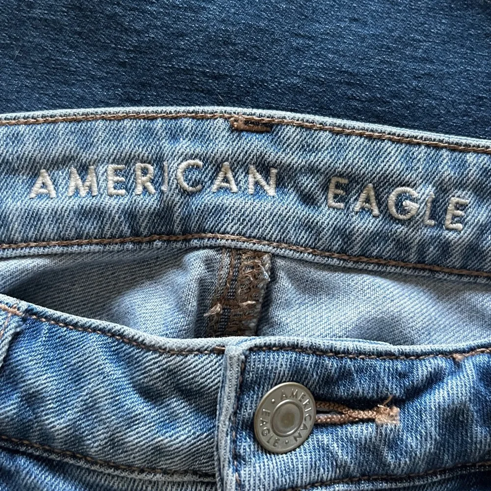 American Eagle Jeans - Image 4