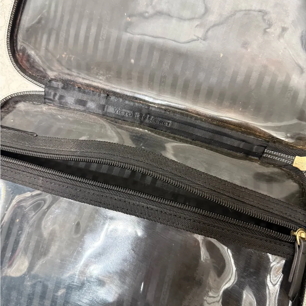 Victoria’s Secret Hanging Travel Lips Makeup Bag Cosmetic Organizer - Image 6