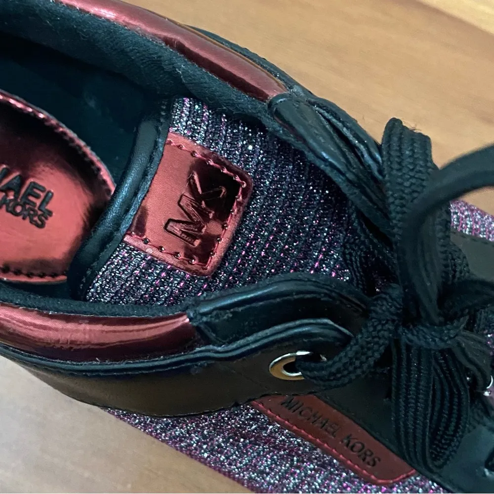 MICHAEL Michael Kors Georgie Trainer Wedge Sneakers Glitter Black/Red Size 7.5M - Image 15