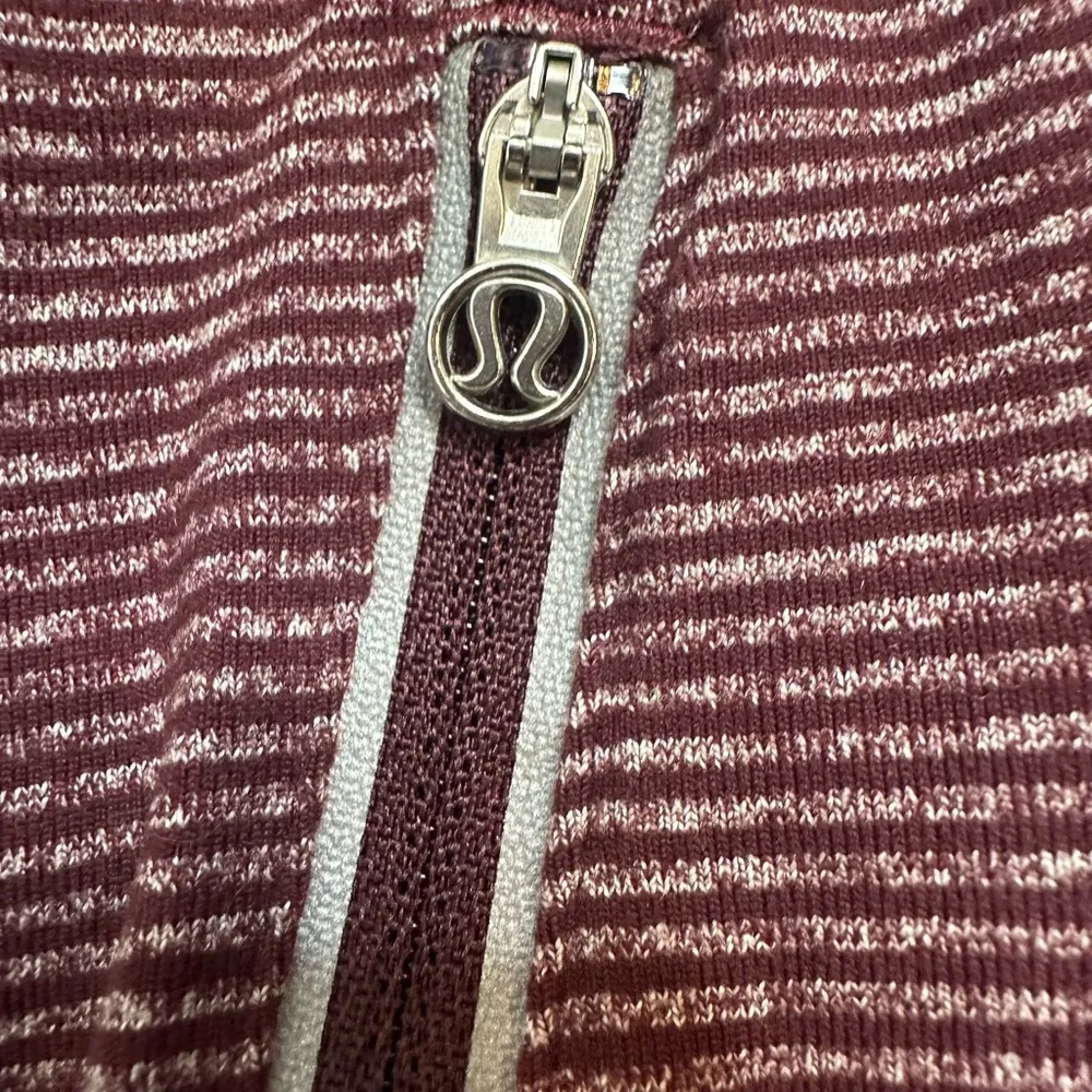 Lululemon Star Runner Long Sleeve Shirt (Bordeaux Drama Tonka Striped), Size 4 - Image 11