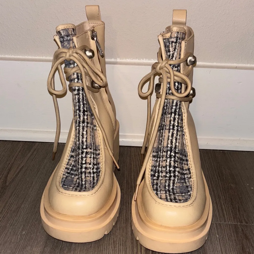 Circus by Sam Edelman Platform Boots - Image 4