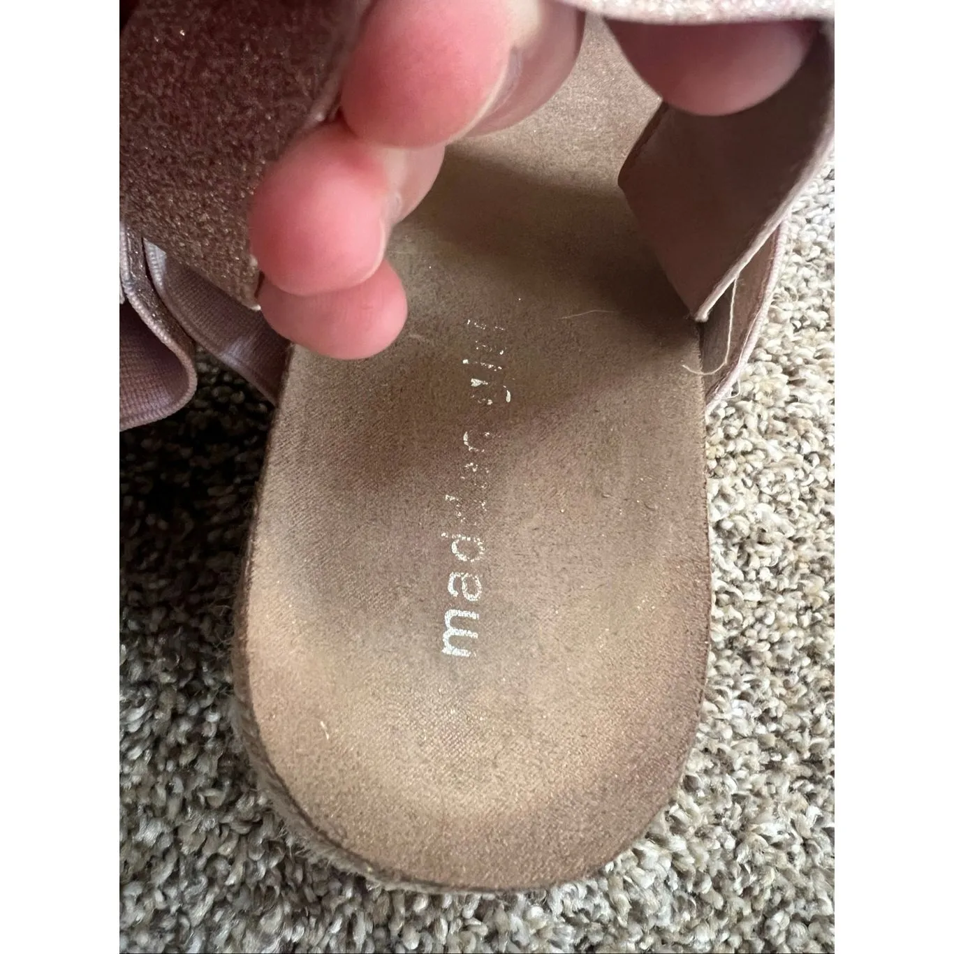 Madden Girl Sparkly Rose Gold Sandals Woman’s Size 8 Flaws - Image 11
