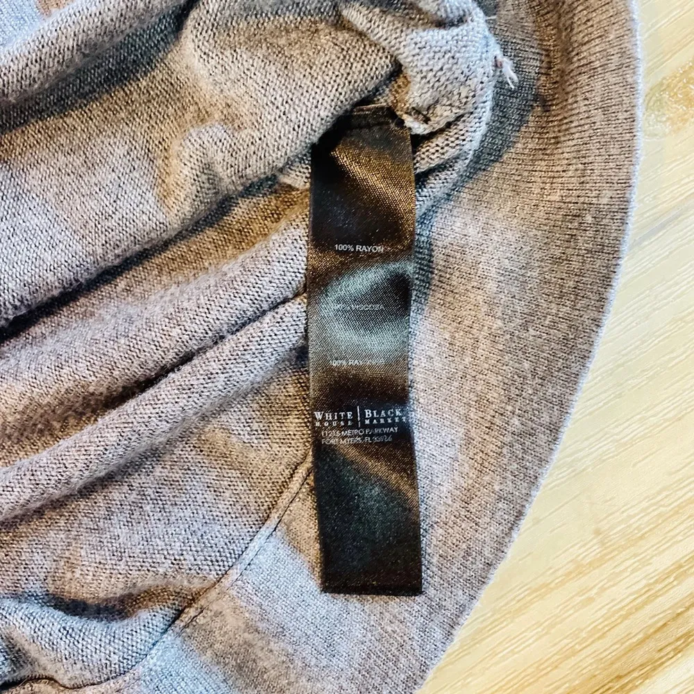 White House Black Market sweater With A Baby Tiger  Gray (128) - Image 12