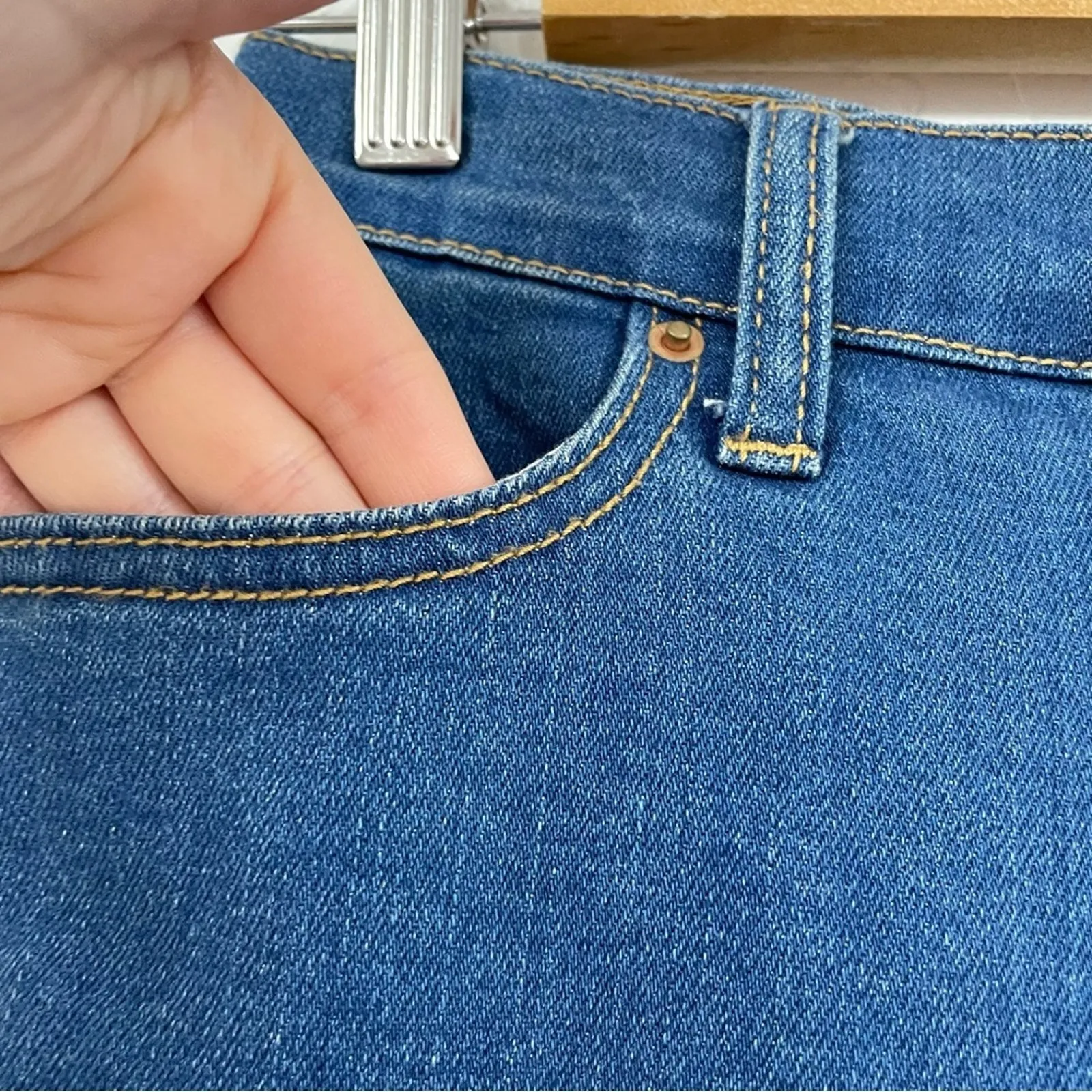 BDG Urban Outfitters Pinup Super High Rise Denim Jean Shorts Womens 26 Blue - Image 4