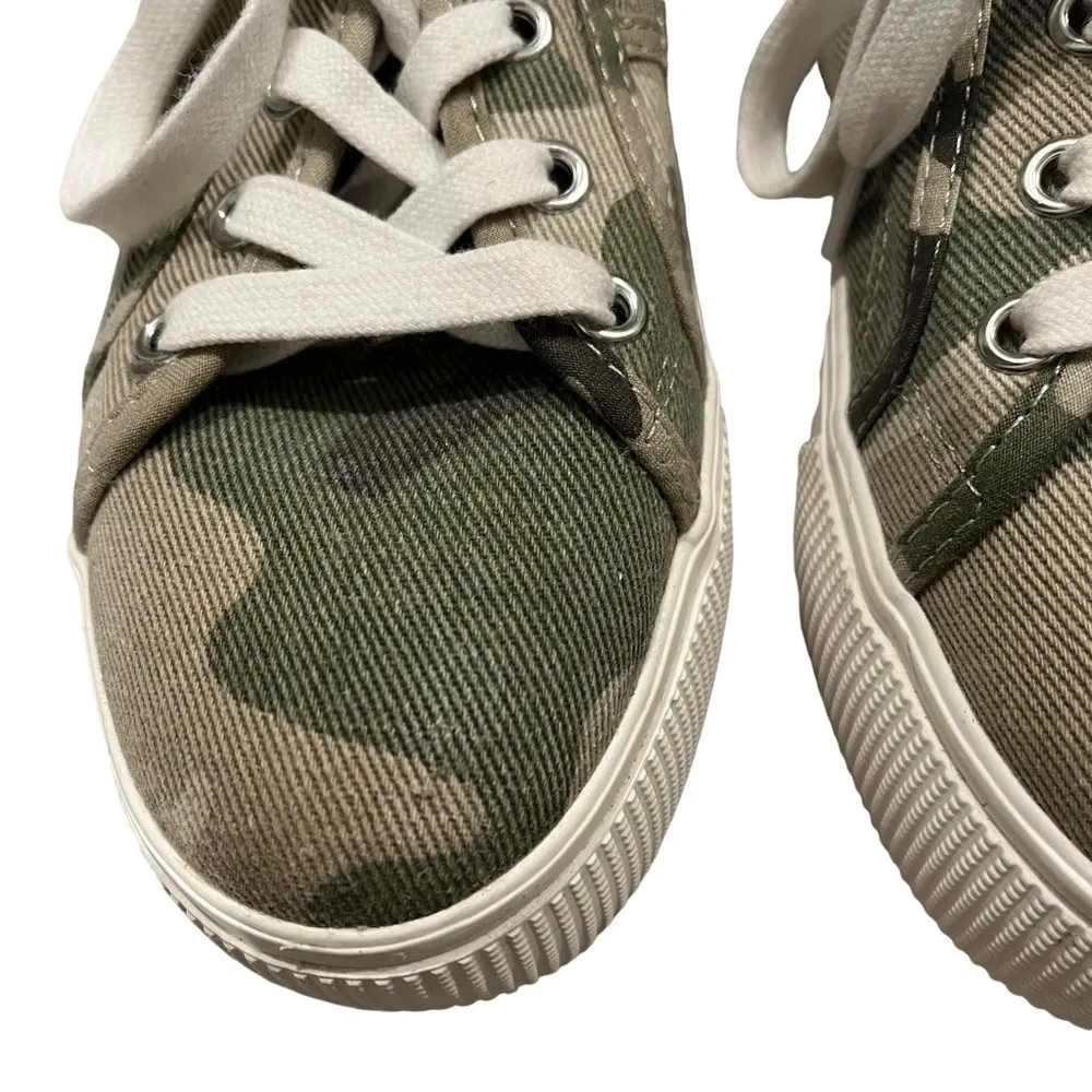 Steve Madden Emmi Camouflage Platform Sneakers - Image 11