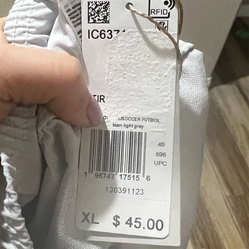 Adidas Women's Own the Run Soccer Shorts Gray Size XL Elastic Waistband - Image 8