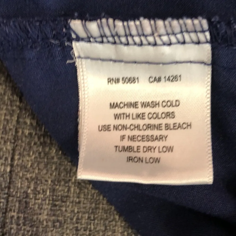 Greys Anatomy By Barco Cute Scrub Top Women’s Size Medium Navy Blue Color - Image 9